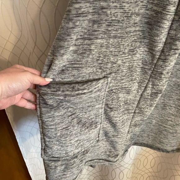 VS PINK plush robe with pockets and rhinestone logos SL M/L - Picture 4 of 8